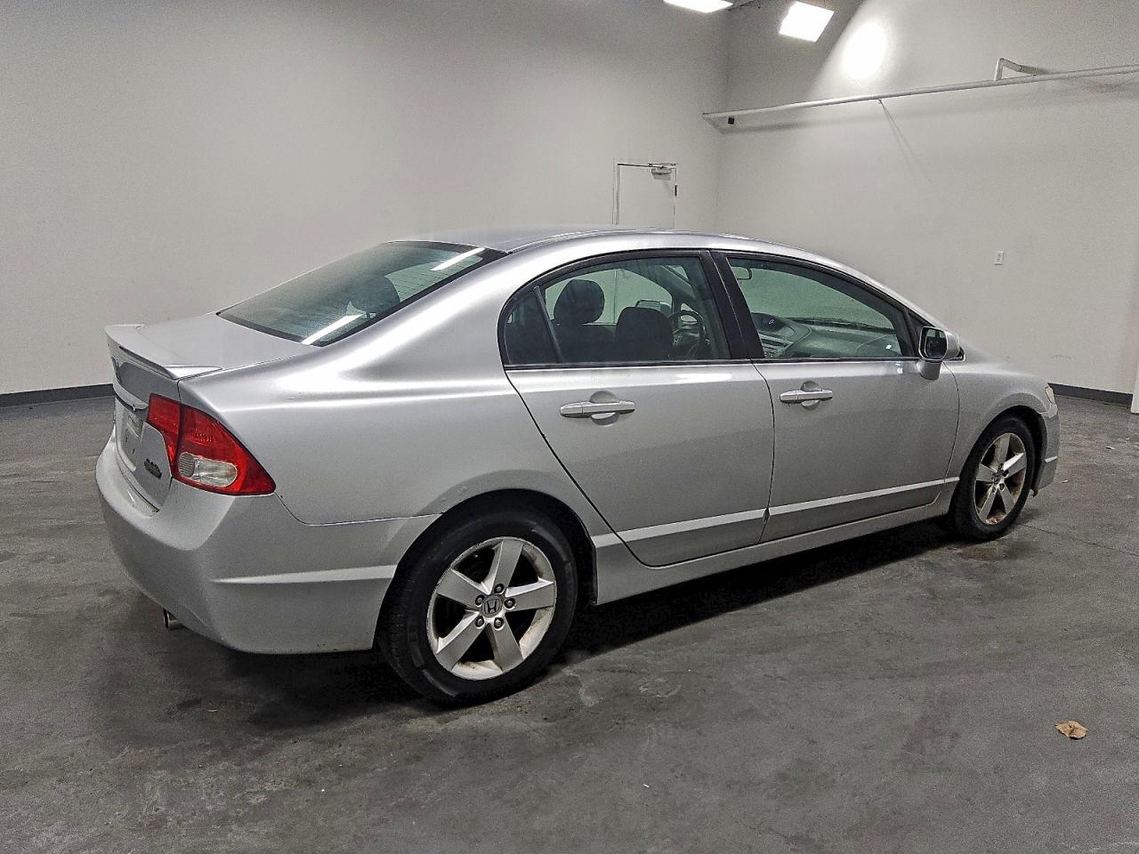 Honda Civic Lx-s Image 3