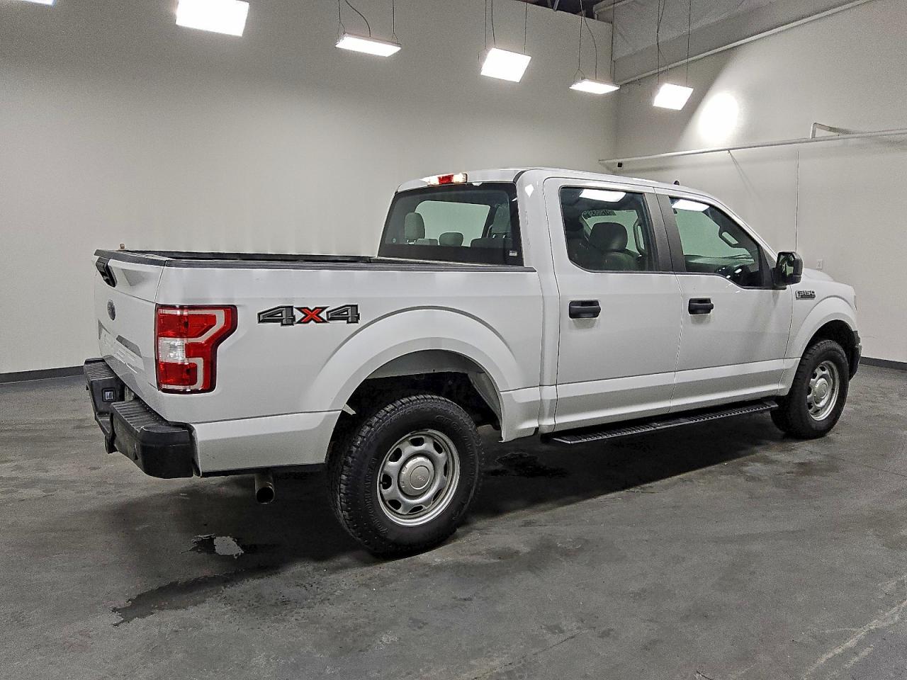 Ford F-150 Supercrew Image 3