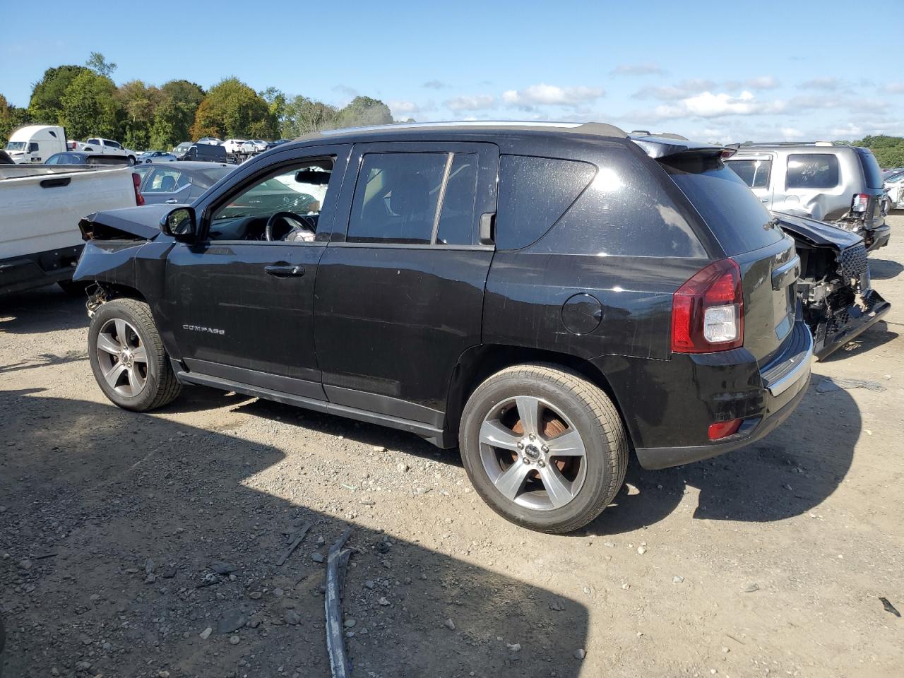 Jeep Compass Latitude Image 4