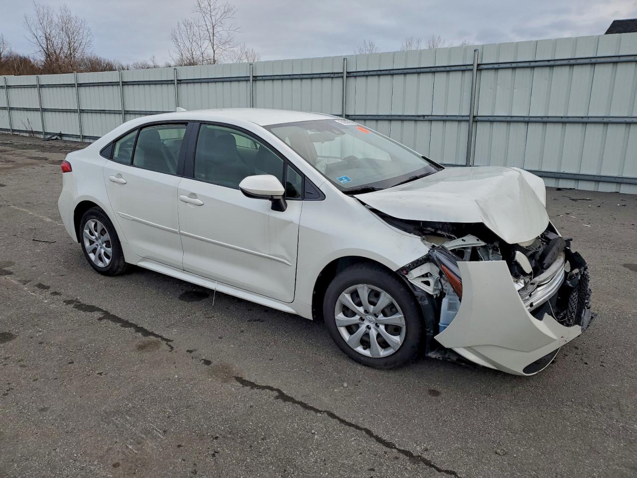 Toyota Corolla Le Image 3