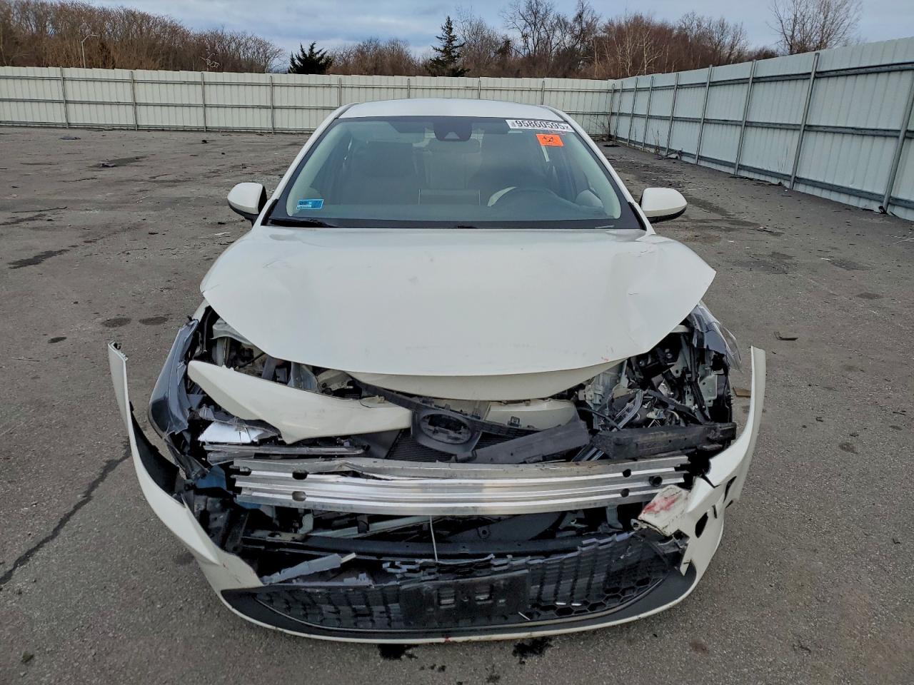 Toyota Corolla Le Image 7