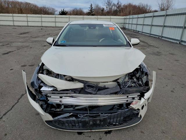 Toyota Corolla Le Image 7