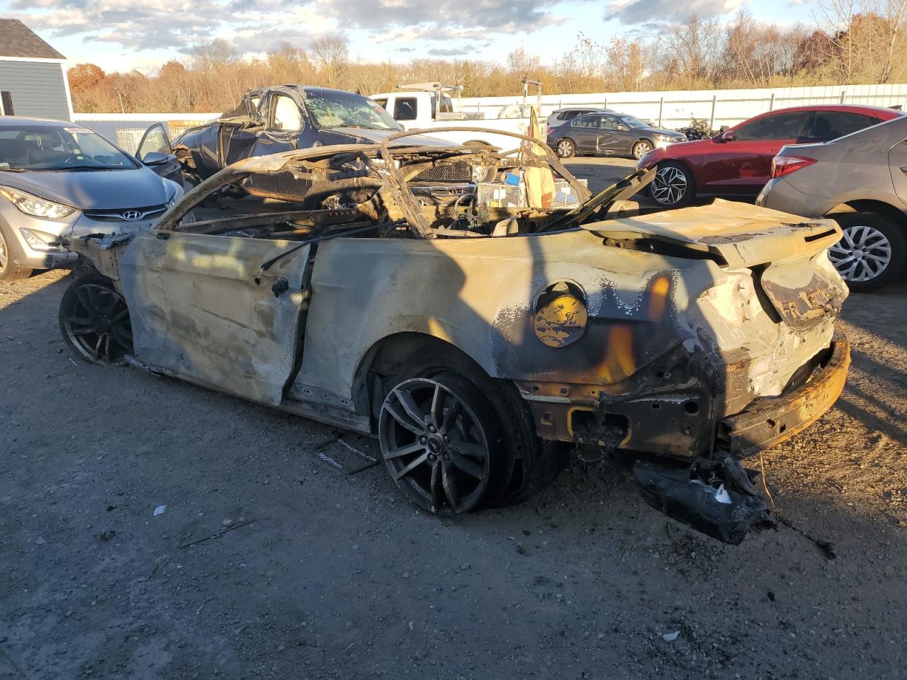 Ford Mustang Image 5