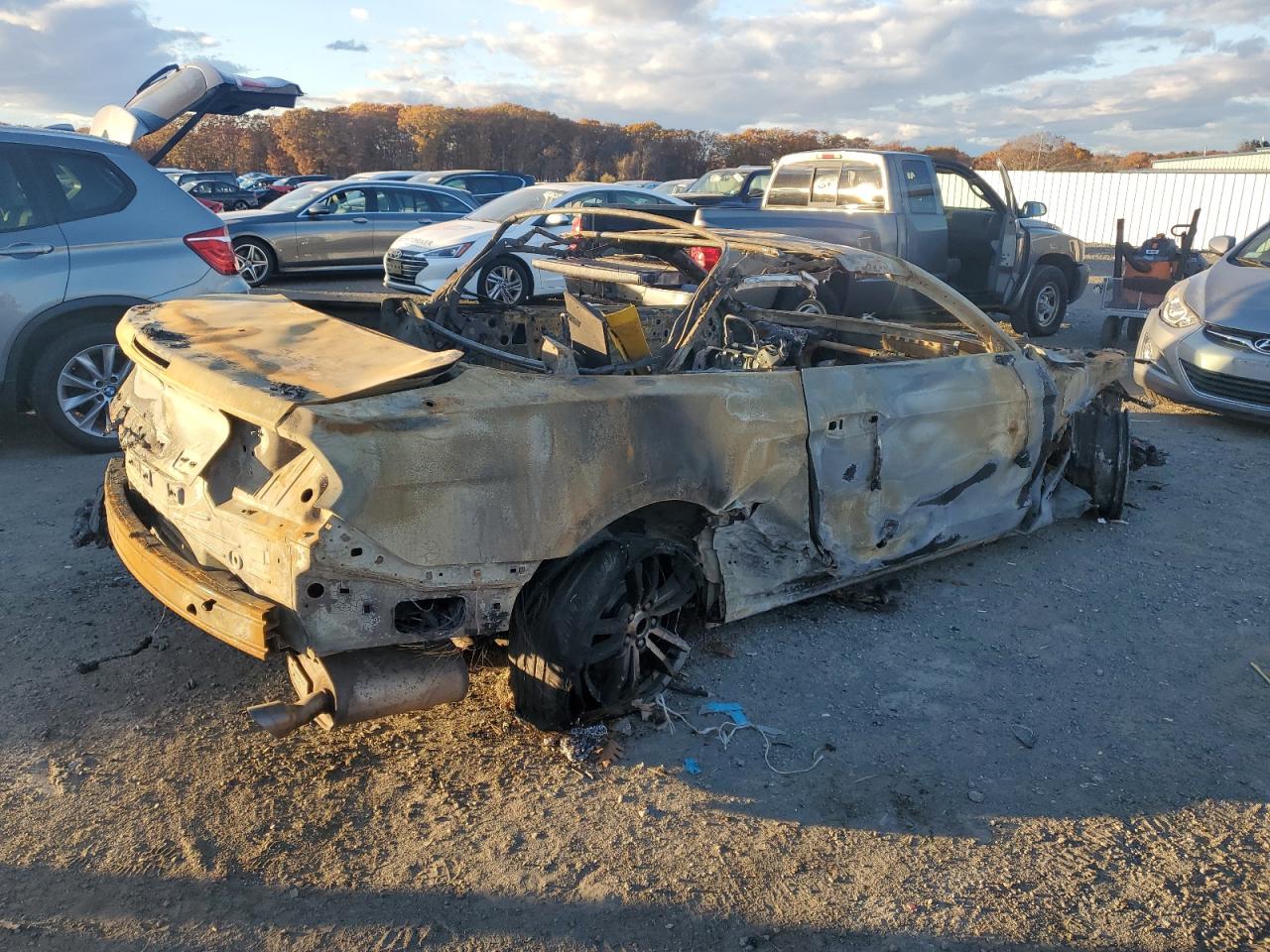 Ford Mustang Image 8