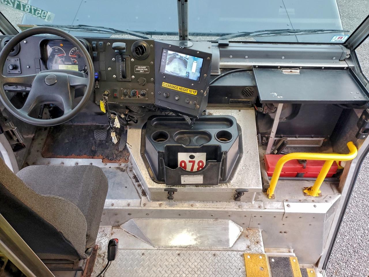 Freightliner Mt45 M Line Walk-in Van Image 4