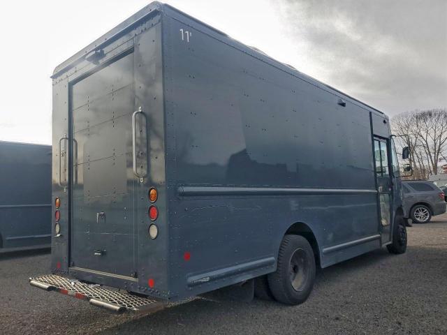 Freightliner Chassis M M Line Walk-in Van Image 12