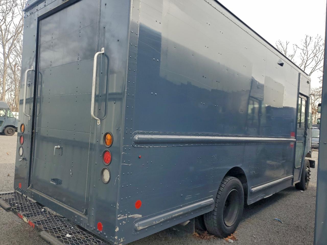 Freightliner Mt45 M Line Walk-in Van Image 7