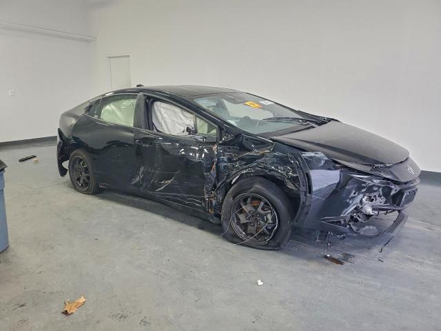 Toyota Prius Le Image 5