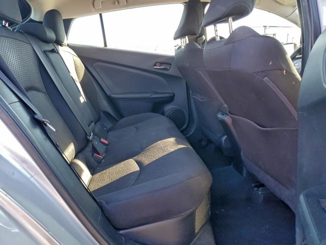 Toyota Prius Night Shade Image 4