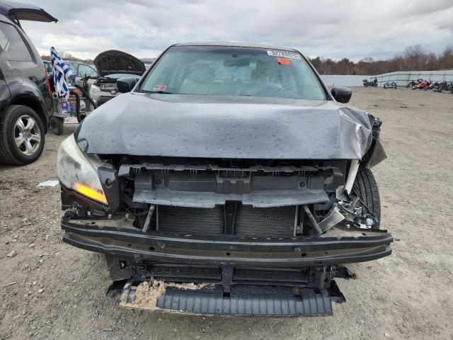 Subaru Legacy 2.5i Premium Image 3