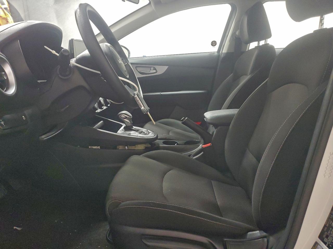 Kia Forte Lx Image 10