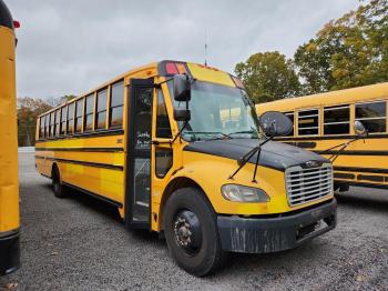  Salvage Freightliner Chassis B2