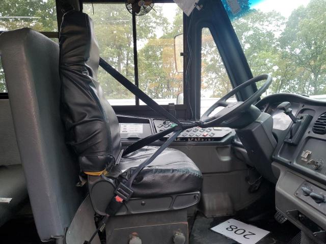 Freightliner Chassis B2 B2b Image 4