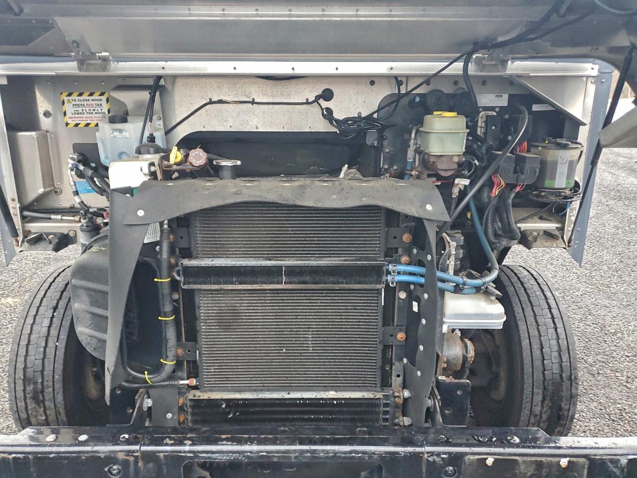 Freightliner Chassis M M Line Walk-in Van Image 11