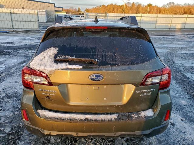 Subaru Outback 2.5i Limited Image 10