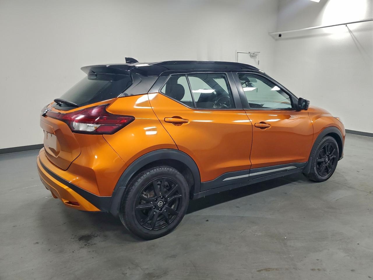 Nissan Kicks Sr Image 4