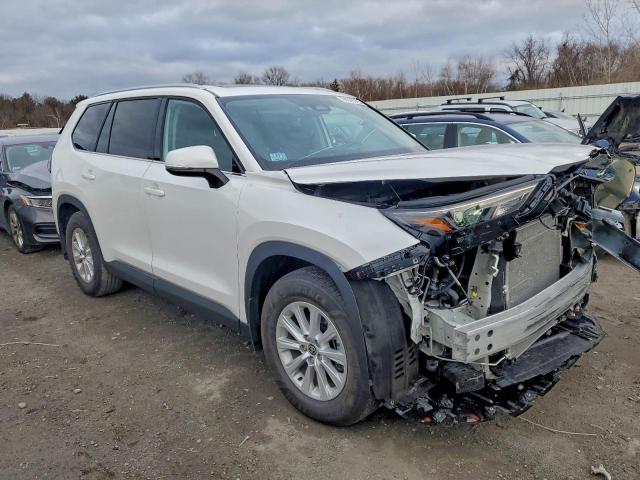 Toyota Grand High Xle Image 4