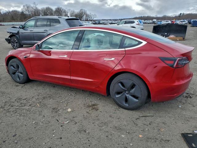 Tesla Model 3 Image 4