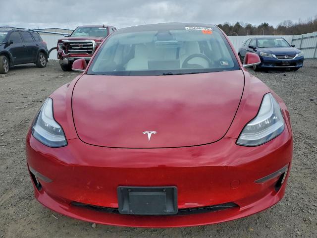 Tesla Model 3 Image 5