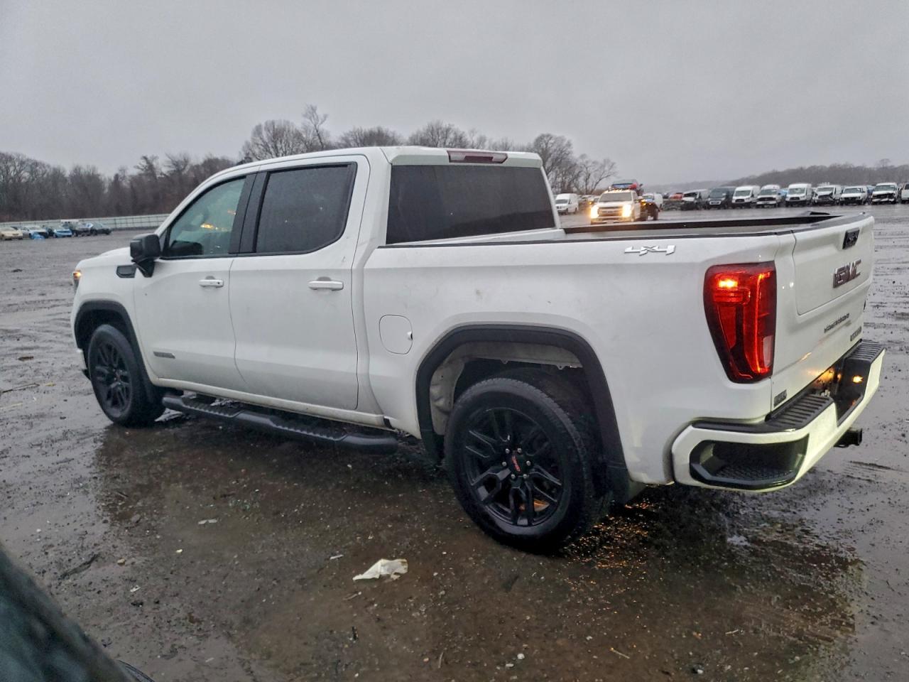 GMC Sierra K1500 Elevation-l Image 8