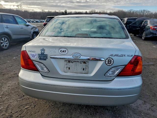 Toyota Avalon Xl Image 2