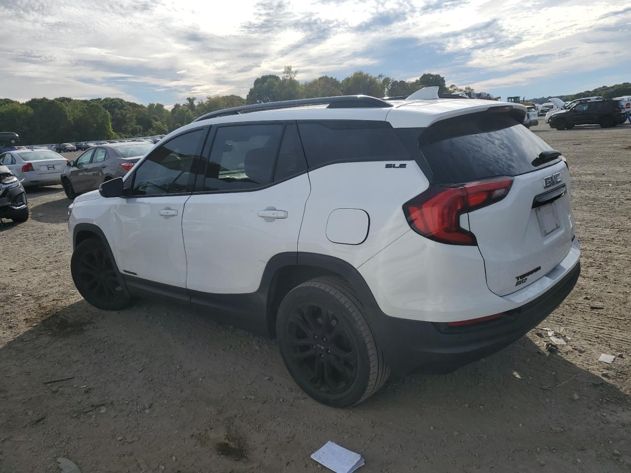 GMC Terrain Sle Image 2