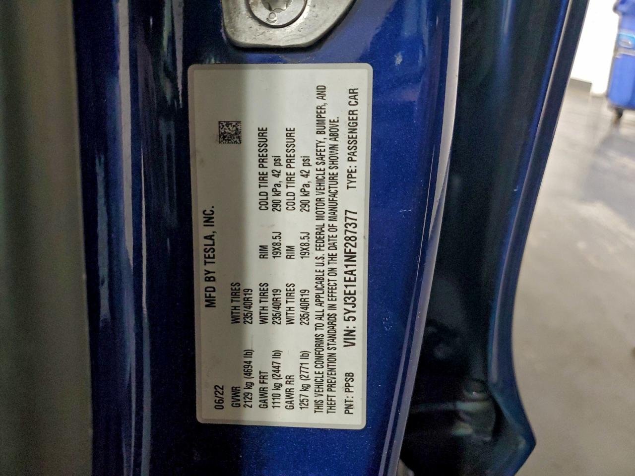 Tesla Model 3 Image 9