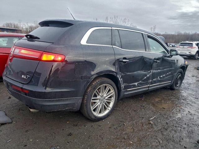 Lincoln MKT Image 4