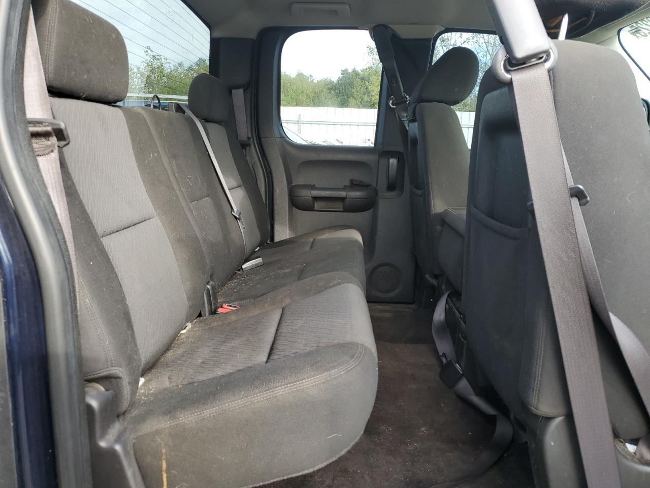 Chevrolet Silverado K1500 Lt Image 3