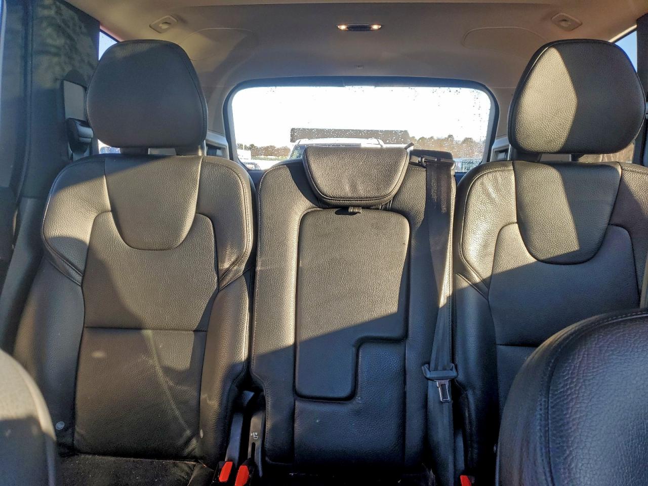 Volvo XC90 T6 Momentum Image 9