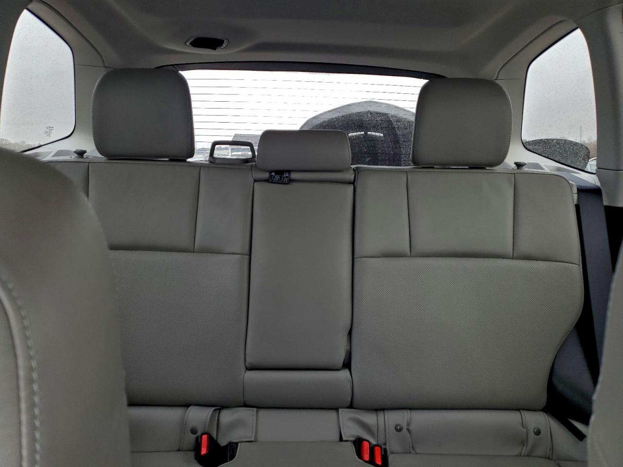 Subaru Forester 2.5i Limited Image 9