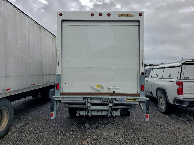 Ford F-450 Super Duty Image 6