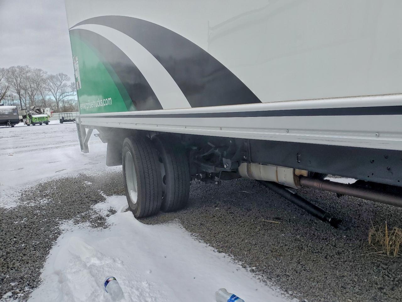 Ford F-450 Super Duty Image 8