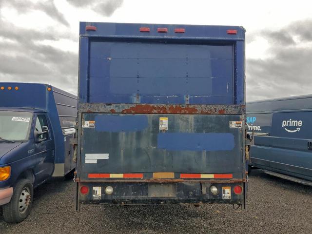 Ford Econoline E350 Cutaway Van Image 10