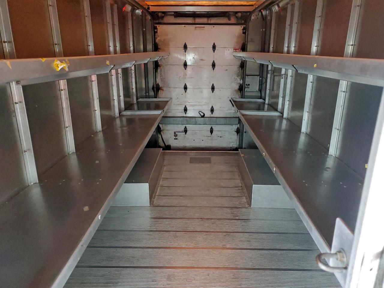 Freightliner Mt45 M Line Walk-in Van Image 13