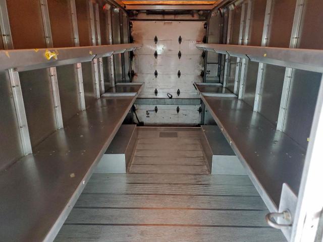 Freightliner Mt45 M Line Walk-in Van Image 13