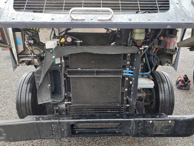 Freightliner Mt45 M Line Walk-in Van Image 11