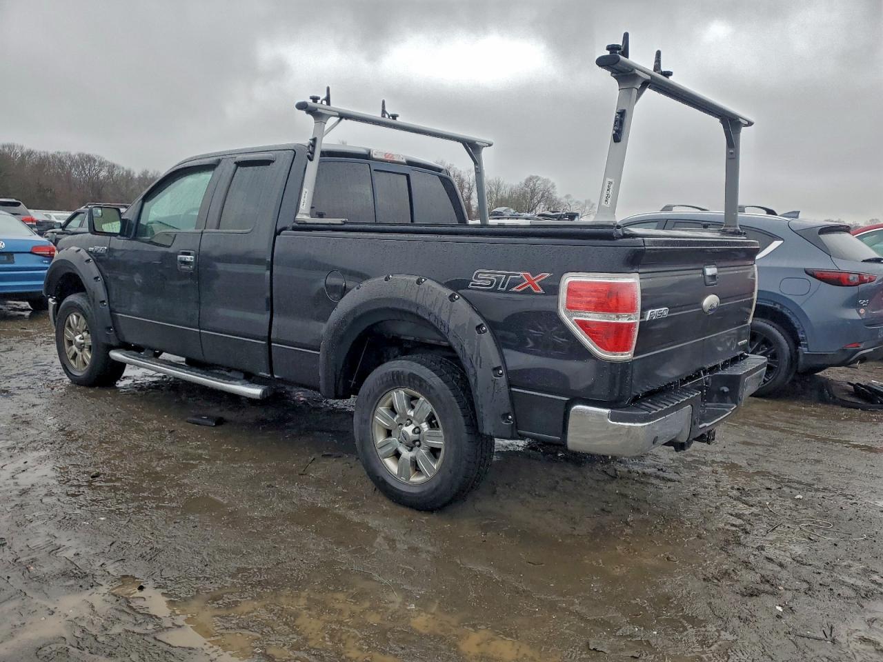 Ford F-150 Super Cab Image 3