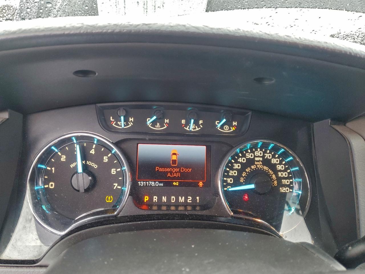 Ford F-150 Super Cab Image 8