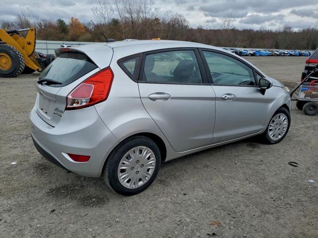 Ford Fiesta S Image 12