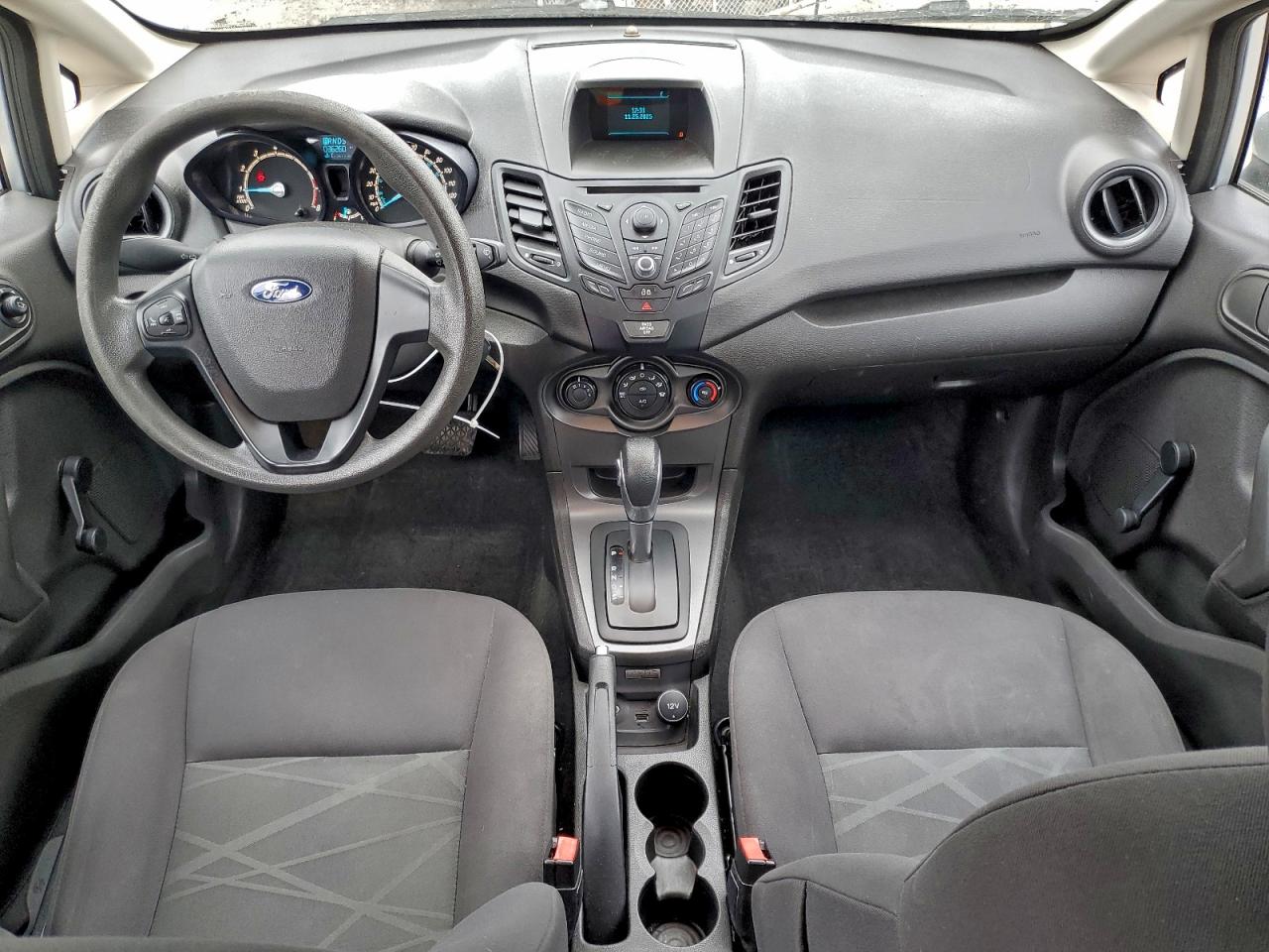 Ford Fiesta S Image 5