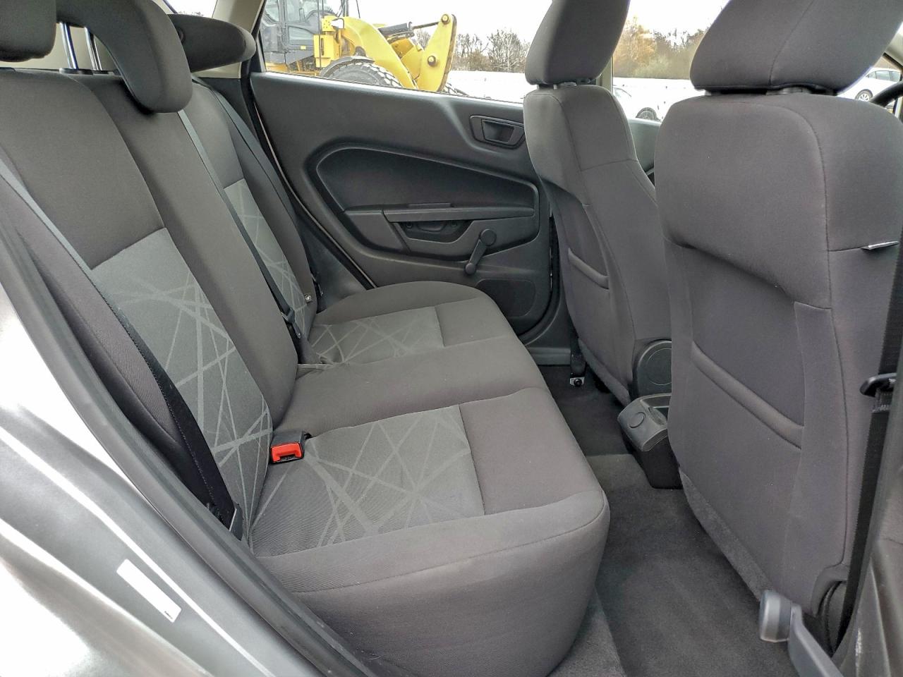 Ford Fiesta S Image 8