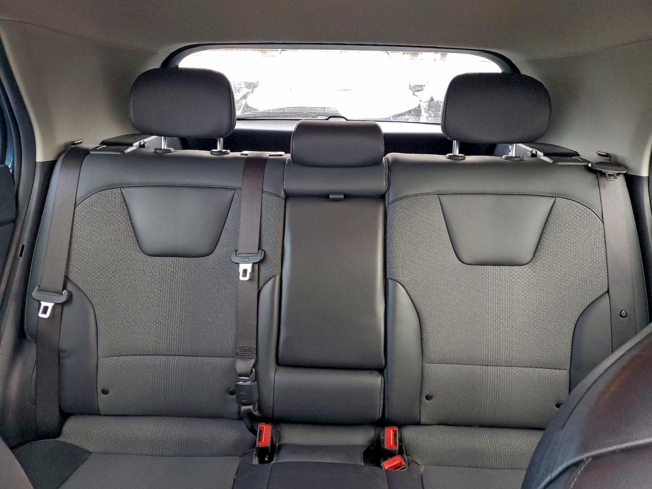 Kia Niro Wind Image 6