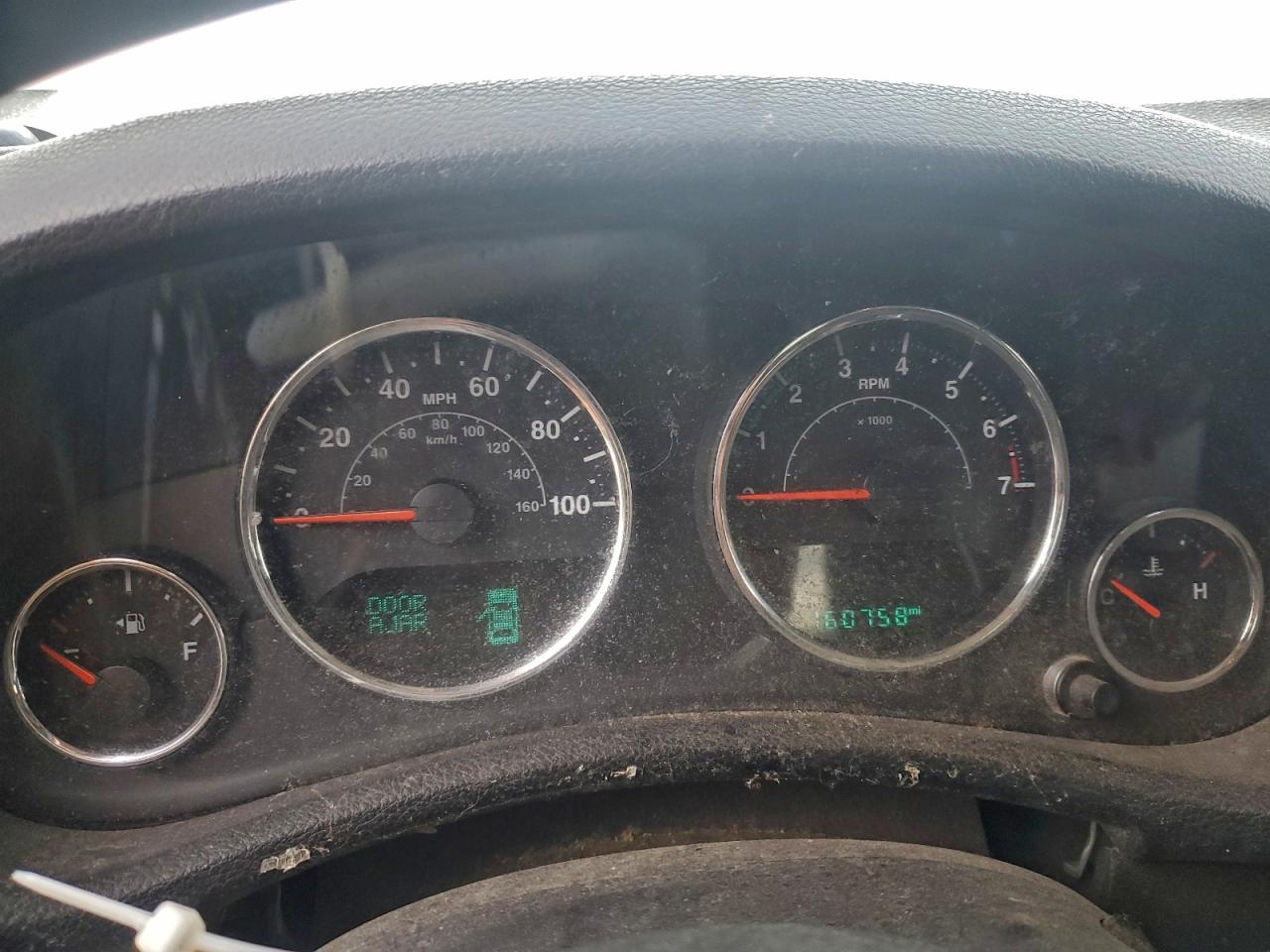 Jeep Wrangler Sport Image 7