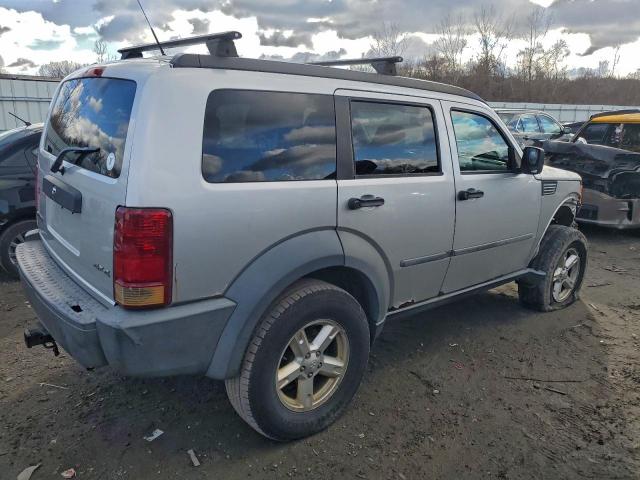 Dodge Nitro Sxt Image 3