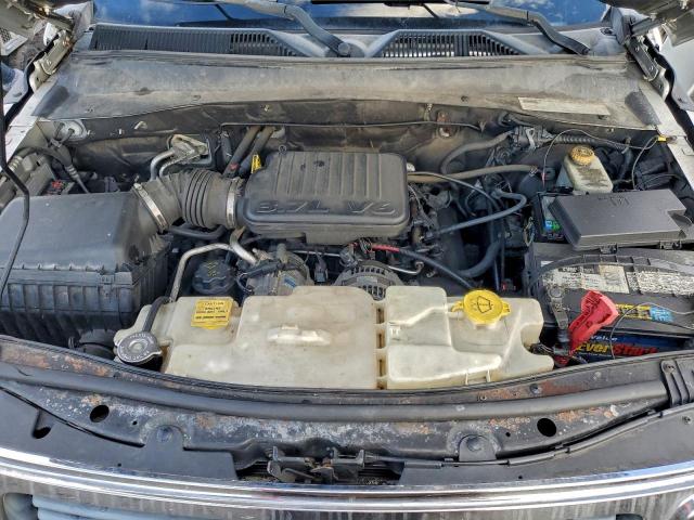 Dodge Nitro Sxt Image 8