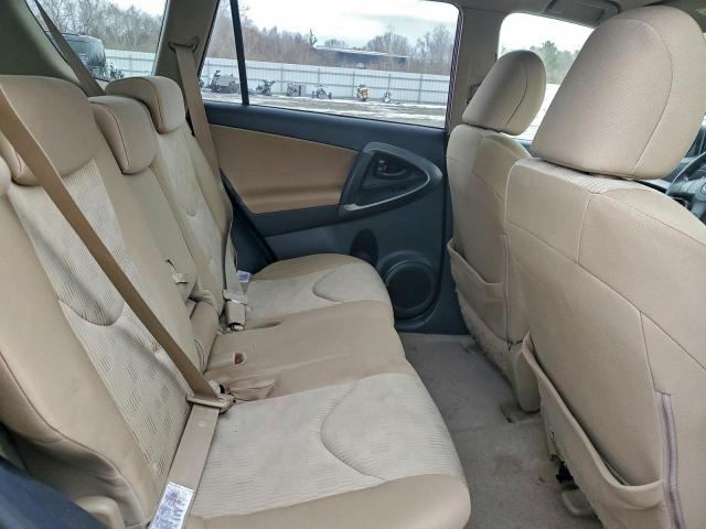 Toyota RAV4 Image 10