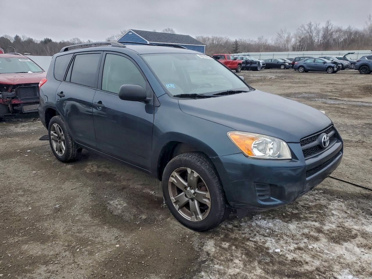 Toyota RAV4 Image 12