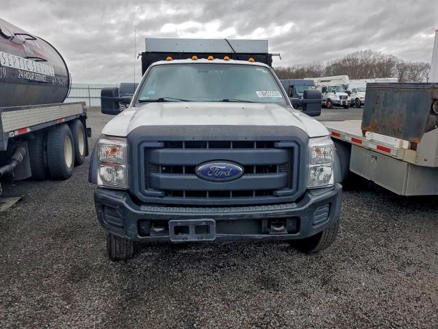 Ford F-450 Super Duty Image 11