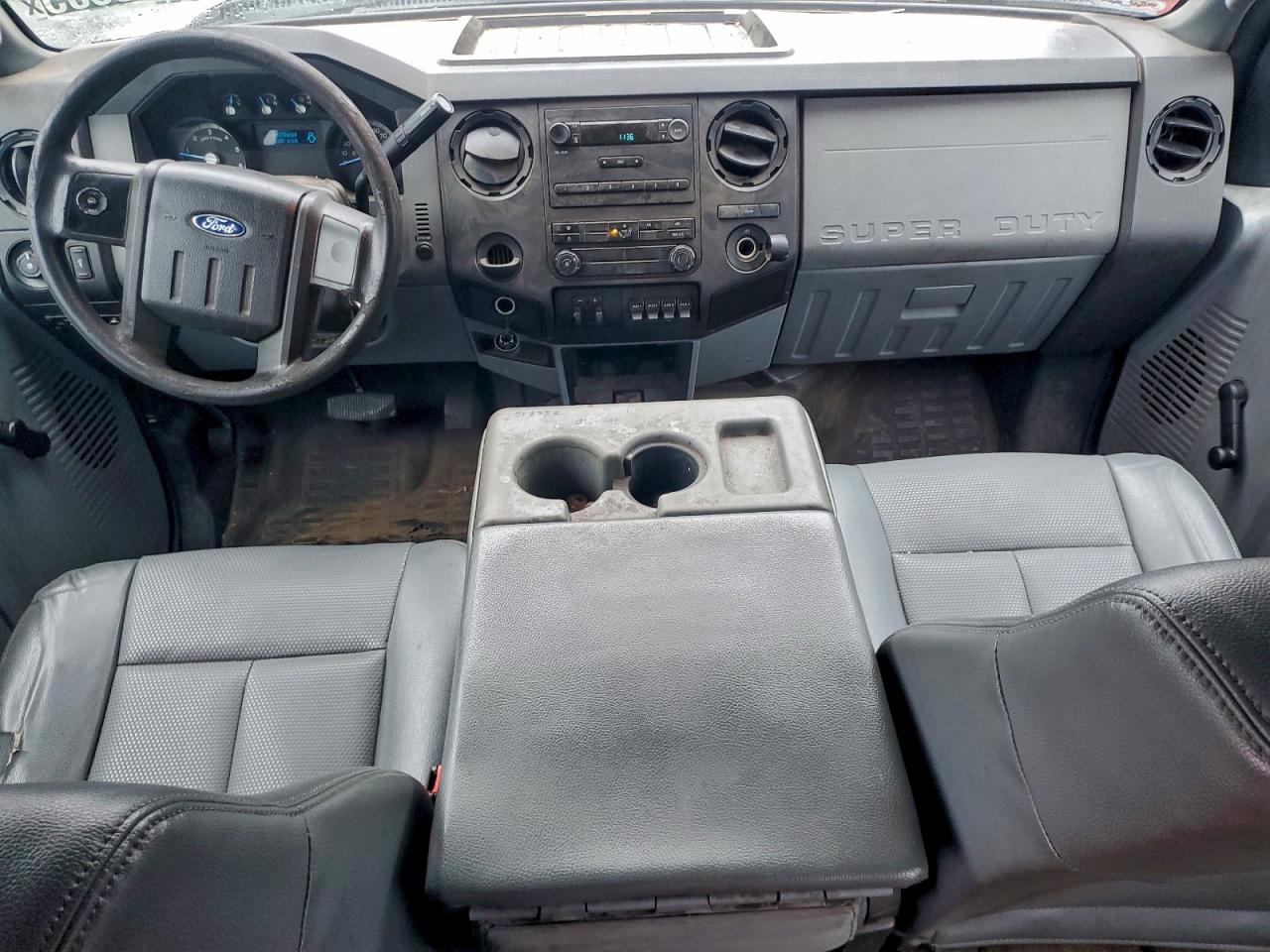 Ford F-450 Super Duty Image 10